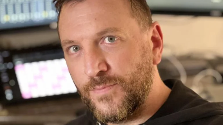 Simon Lyon