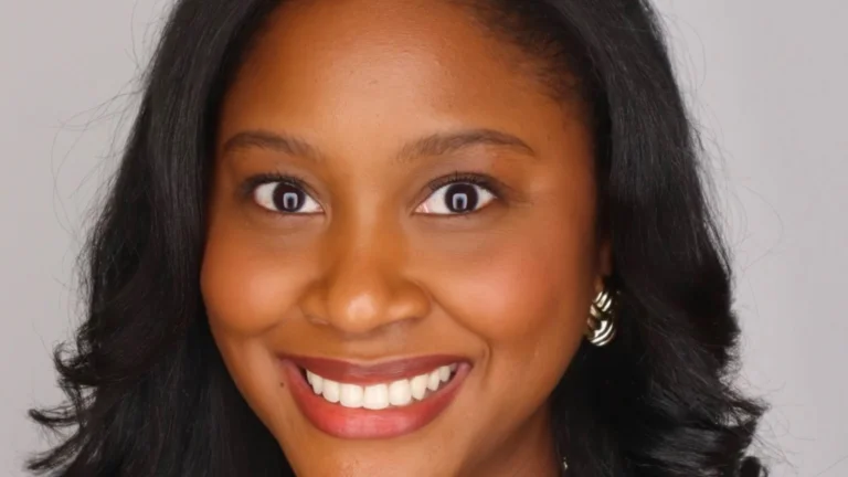 image of Kristin, professional headshot