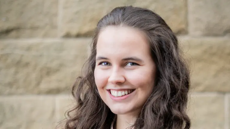 Grace Bower headshot