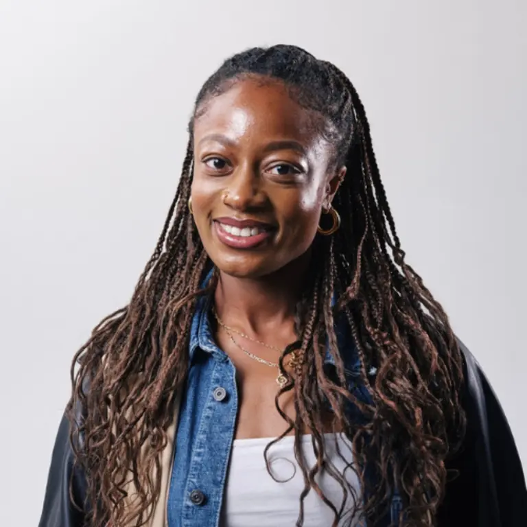 Chanelle headshot